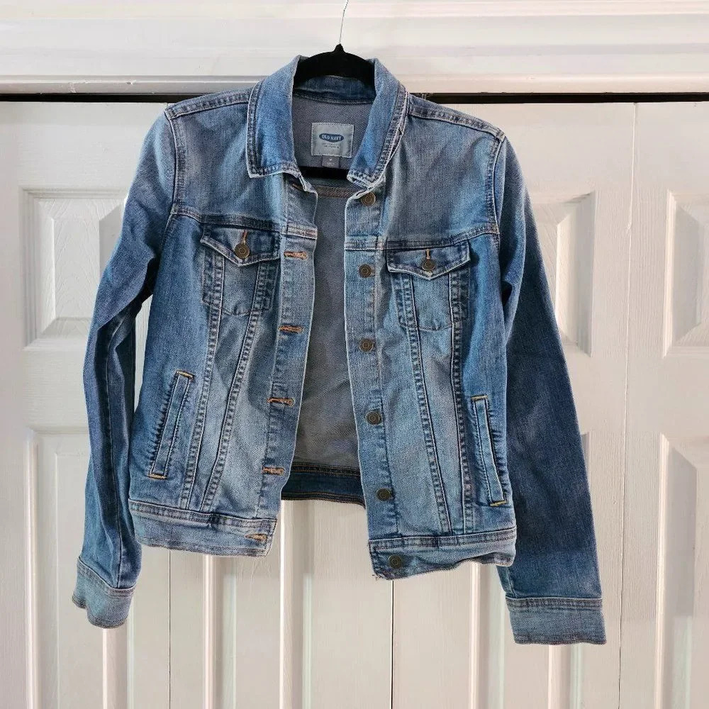 Old Navy Women's Blue Classic Long Sleeves Jean Jacket Size Medium - Picture 2 of 14
